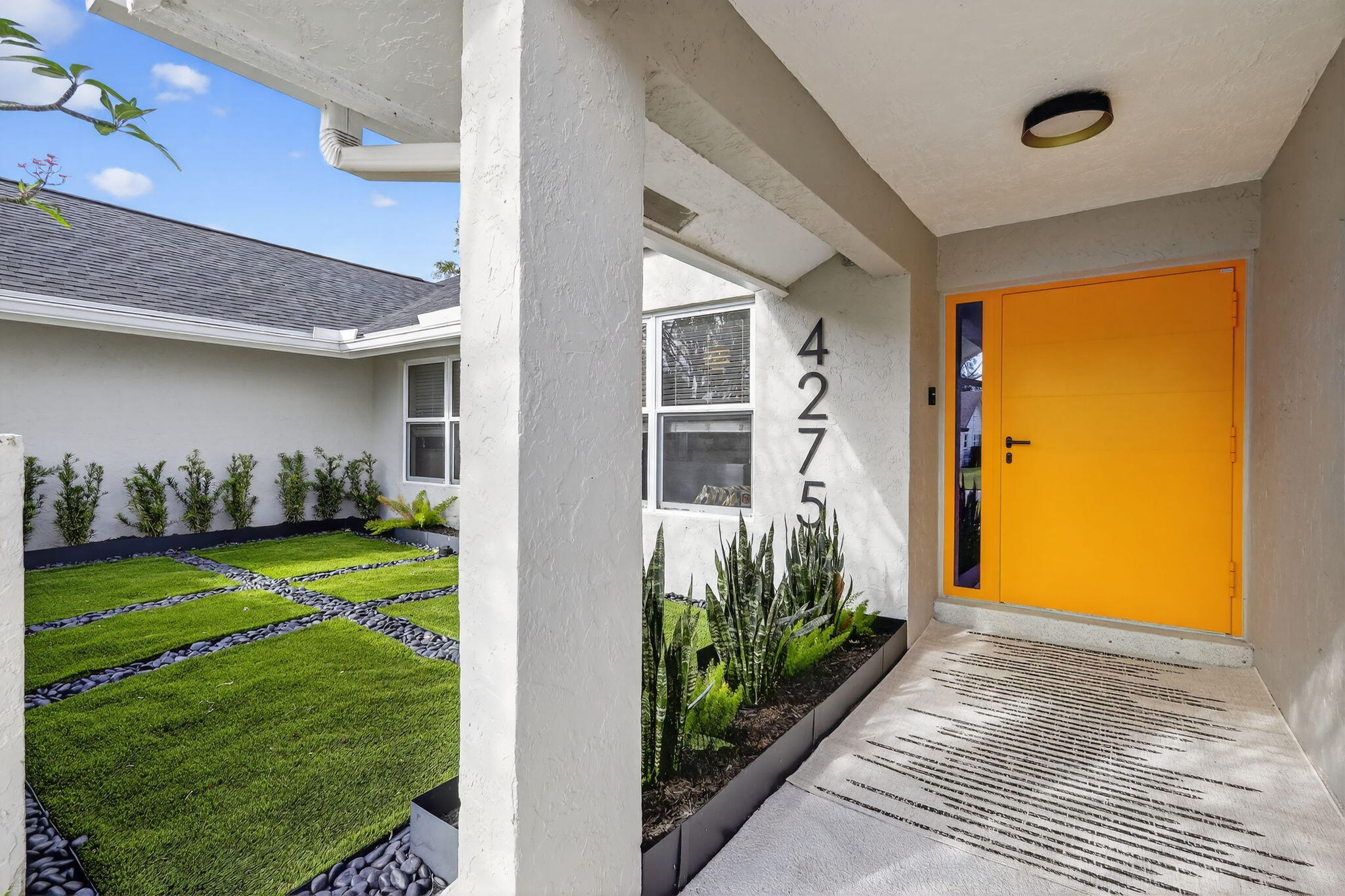 4275 Fox Trace Road Boynton Beach, FL 33436 - Photo 67 of 69 a view interior of the house and a yard