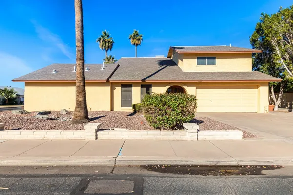 $3,095 | 2522 South Mulberry, Mesa, AZ 85202