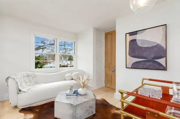 $45,000 | 10 Helens Lane, Southampton, NY 11968