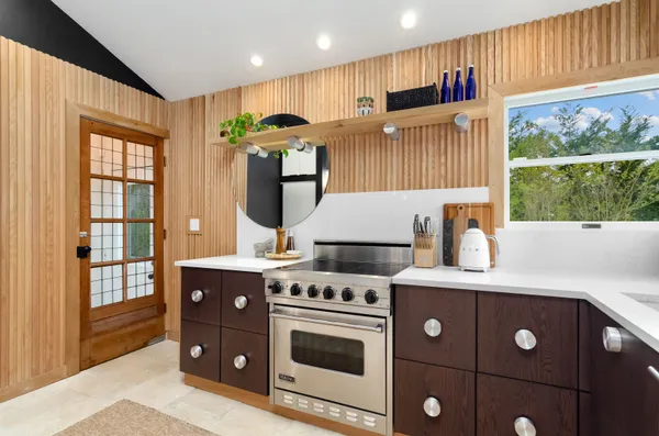 $45,000 | 10 Helens Lane, Southampton, NY 11968