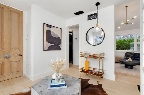 $45,000 | 10 Helens Lane, Southampton, NY 11968