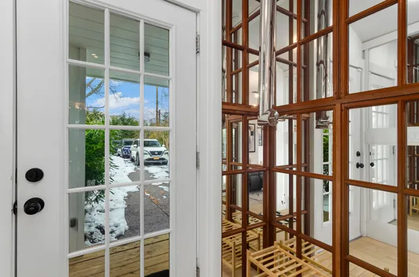 $45,000 | 10 Helens Lane, Southampton, NY 11968