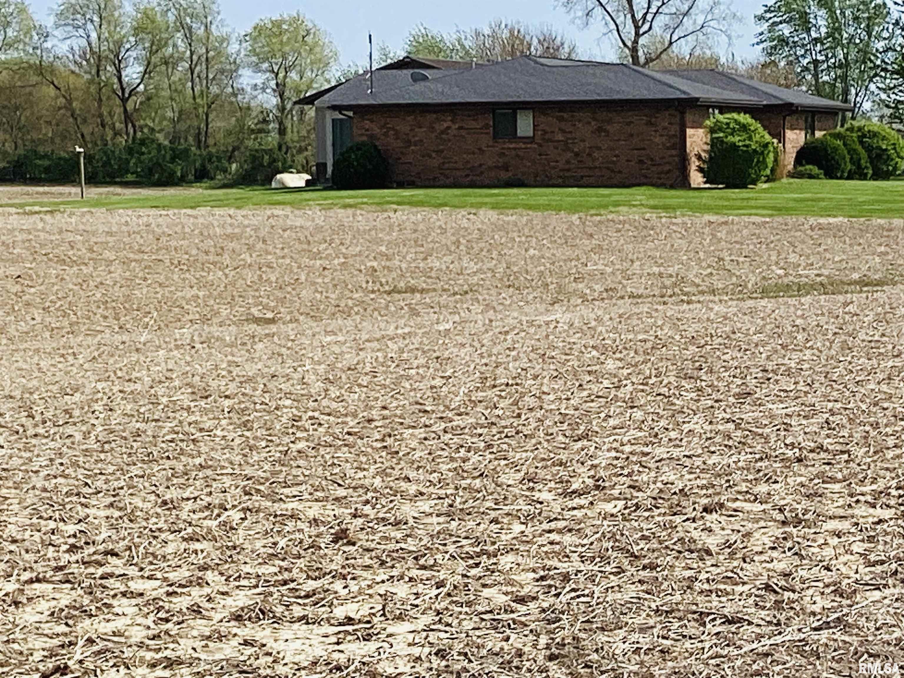 34707 Diamond Point Road Farmington, IL 61531 - Photo 12 of 83