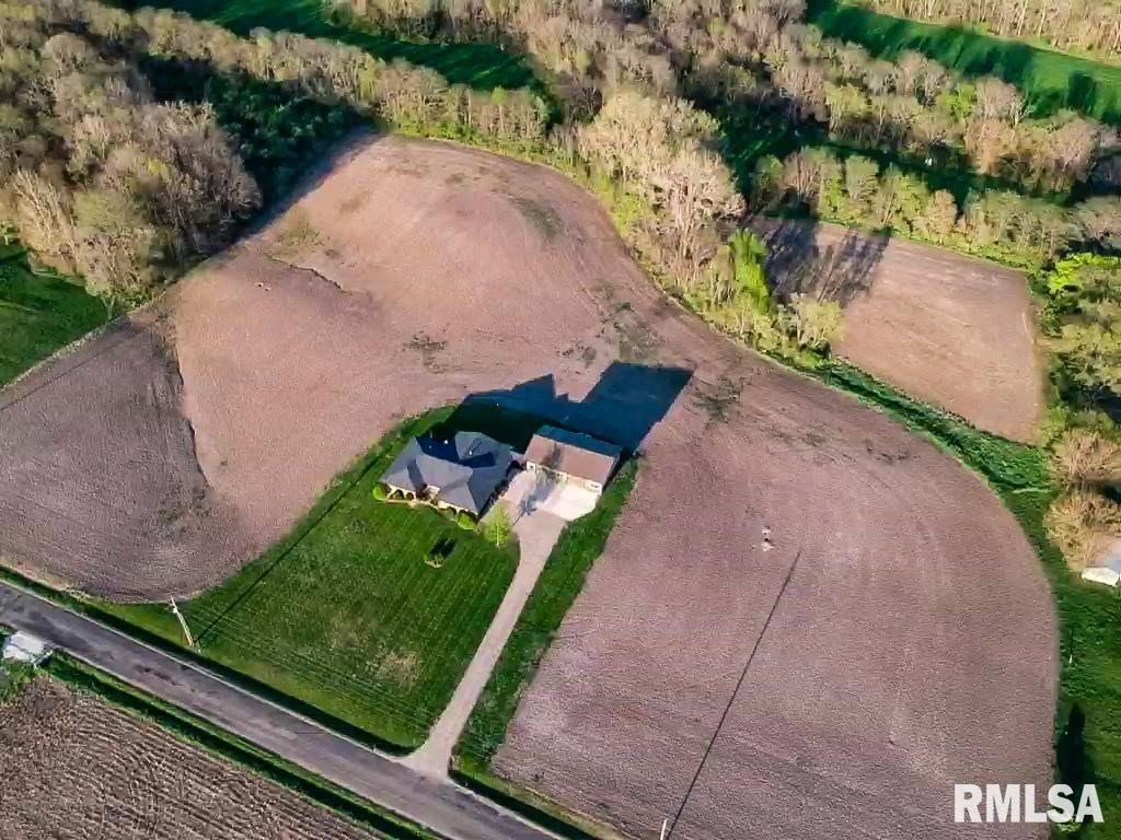 34707 Diamond Point Road Farmington, IL 61531 - Photo 20 of 83