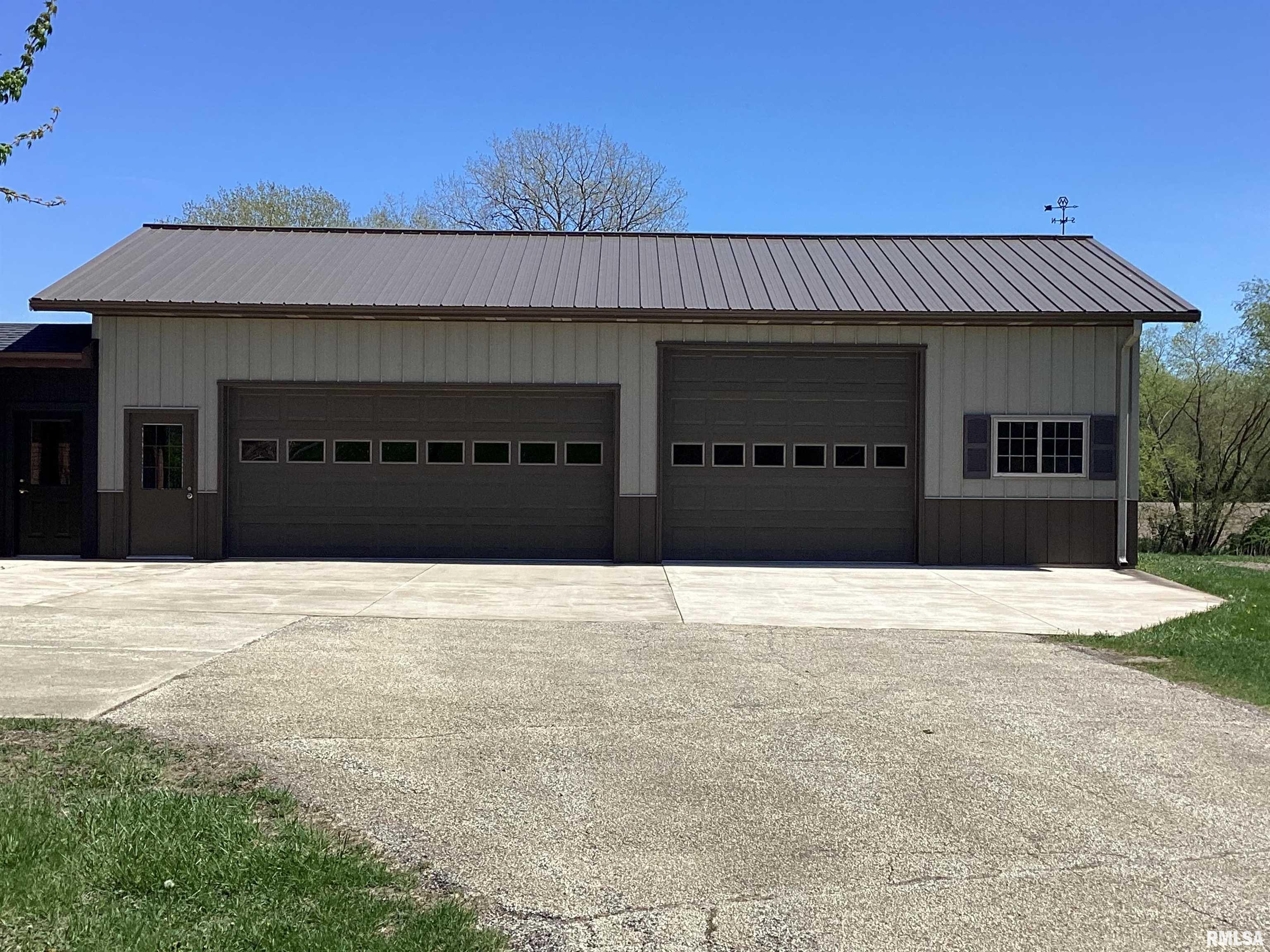 34707 Diamond Point Road Farmington, IL 61531 - Photo 8 of 83