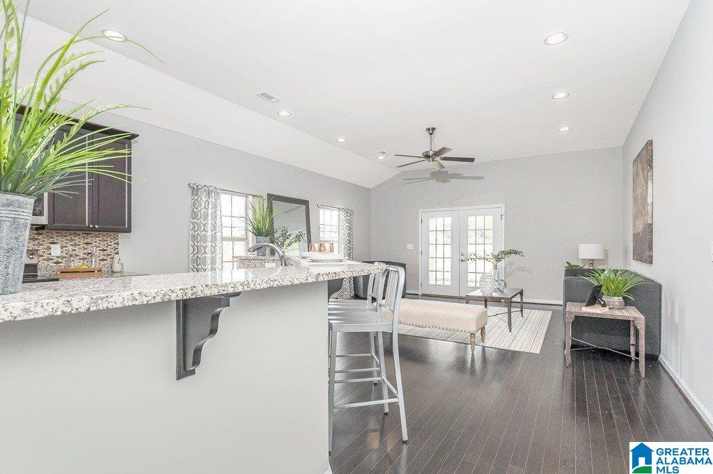 833 Michelle Manor Calera, AL 35040 - Photo 2 of 43