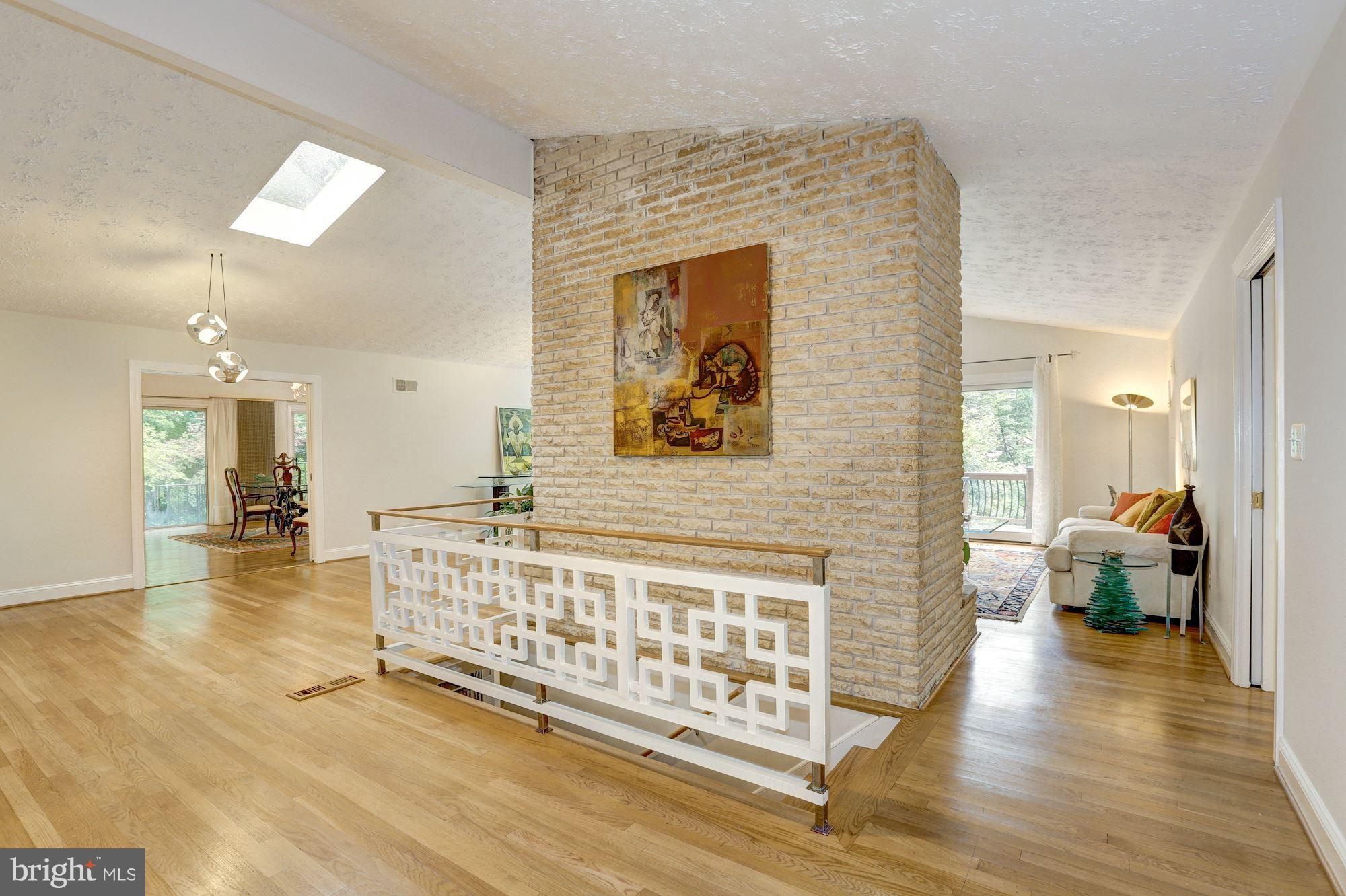 7400 Arrowood Road Bethesda, MD 20817 - Photo 3 of 30 Main Level - Living Room