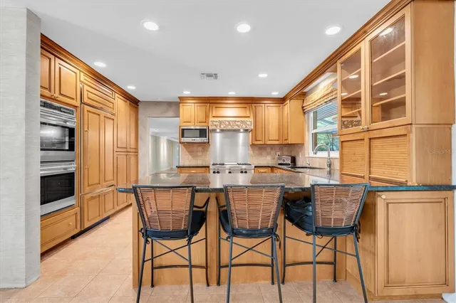 $755,500 | 1101 87th Avenue North, St. Petersburg, FL 33702