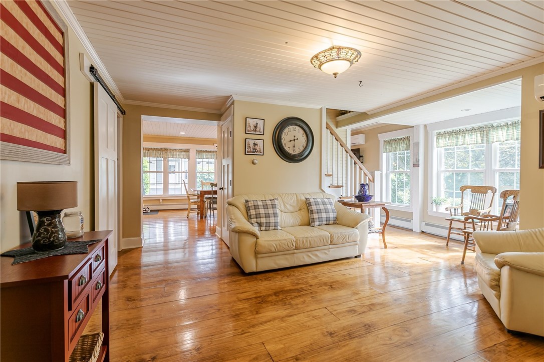 3423 Smallwood Road Warsaw, NY 14569 - Photo 20 of 41 Foyer sitting room