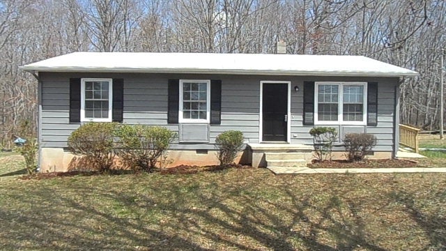 5142 Heights School Road Pamplin, VA 23958 - Photo 1 of 1 Gallery Image 1