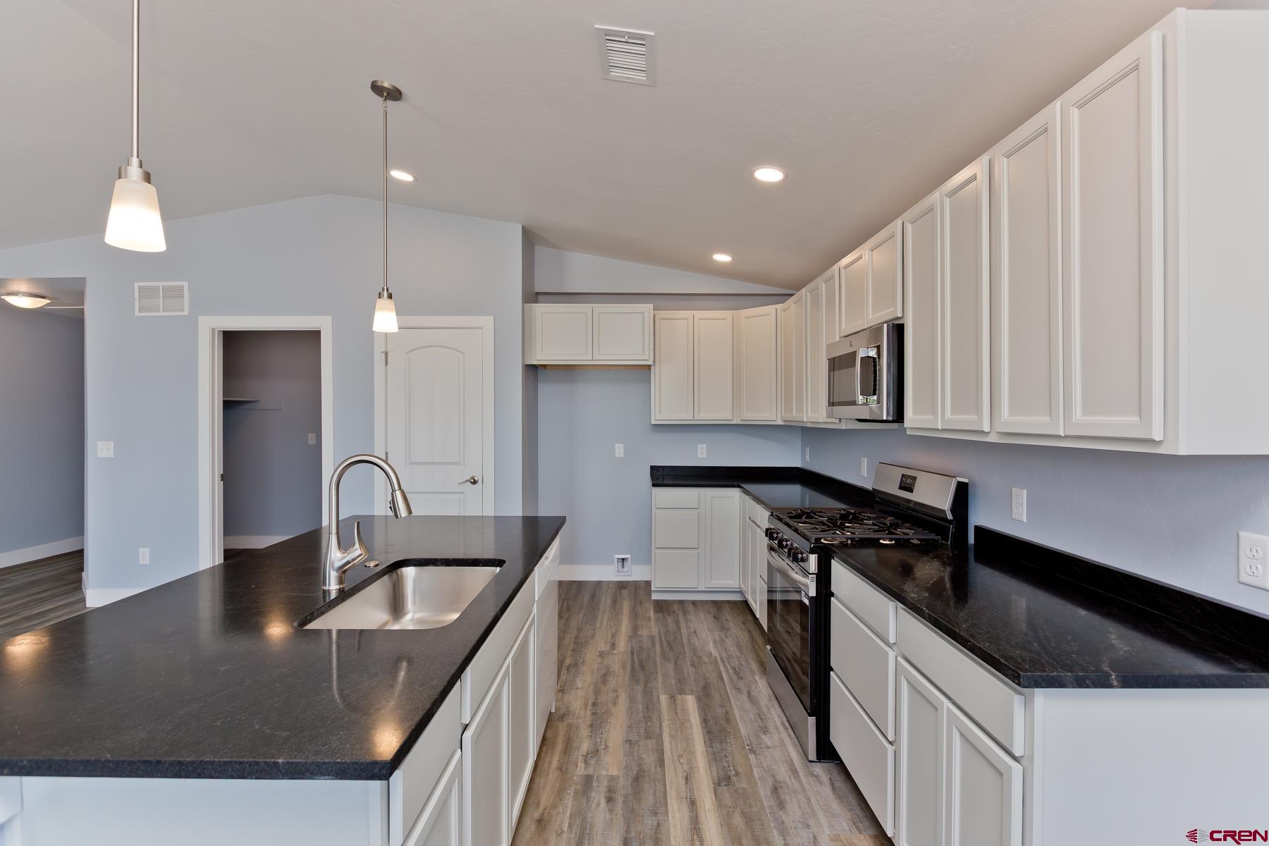 625 Nuvue Delta, CO 81416 - Photo 14 of 41