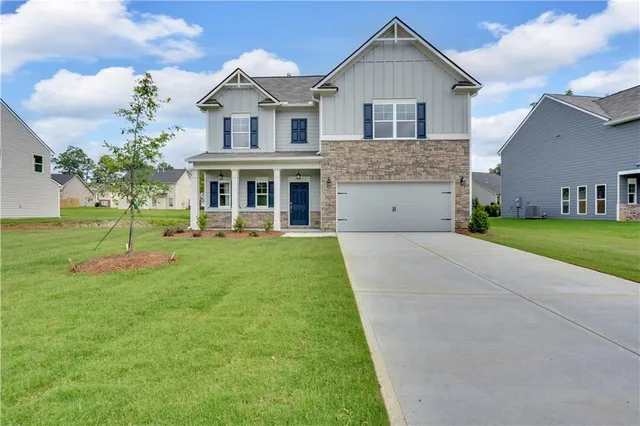 $369,990 | 19 Madison Lane, Adairsville, GA 30103