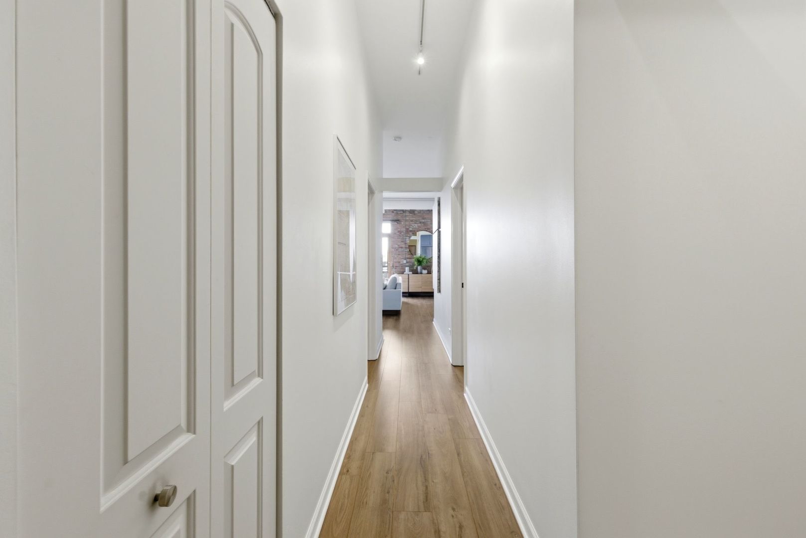 2101 West Rice Street, Unit 407 Chicago, IL 60622 - Photo 6 of 29 Gallery Image 6
