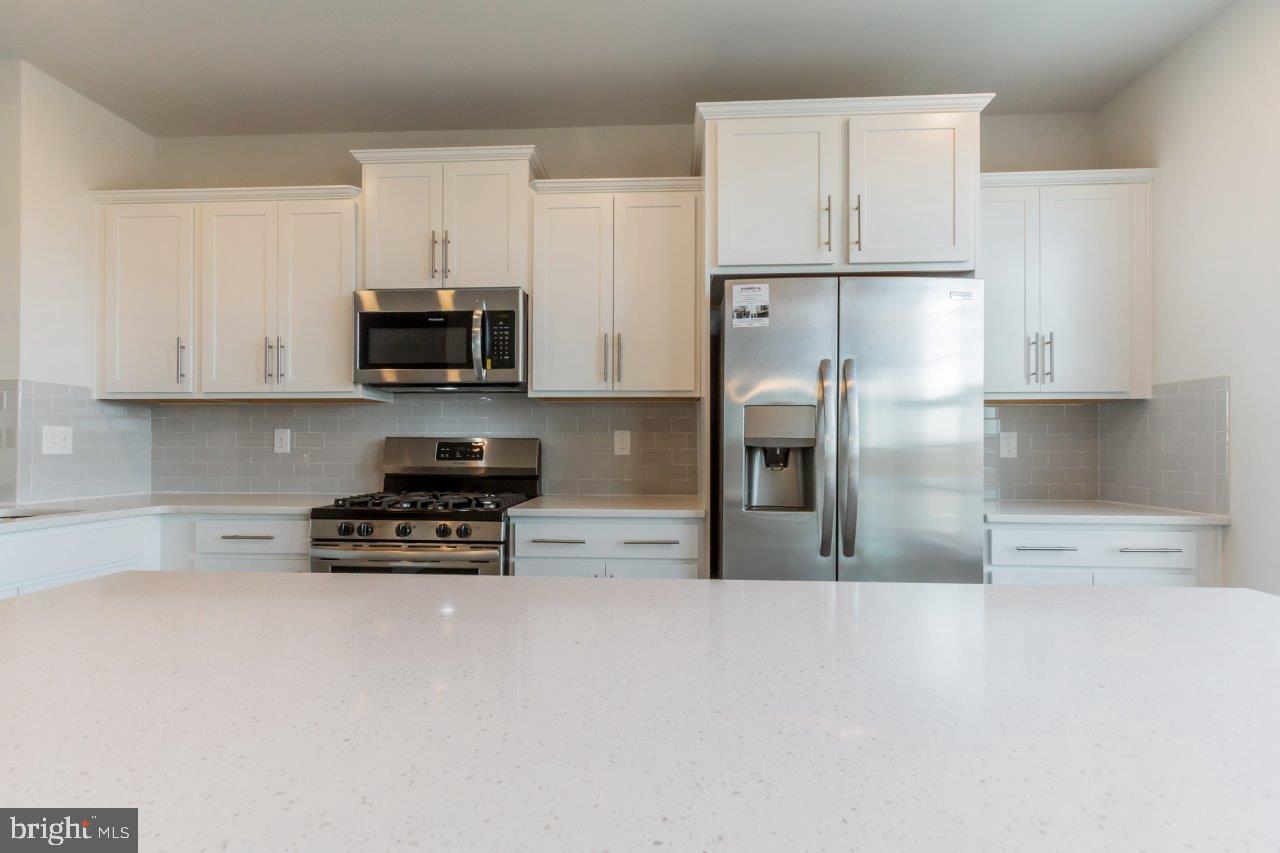 7983 Patterson Way Hanover, MD 21076 - Photo 6 of 28 Gallery Image 6