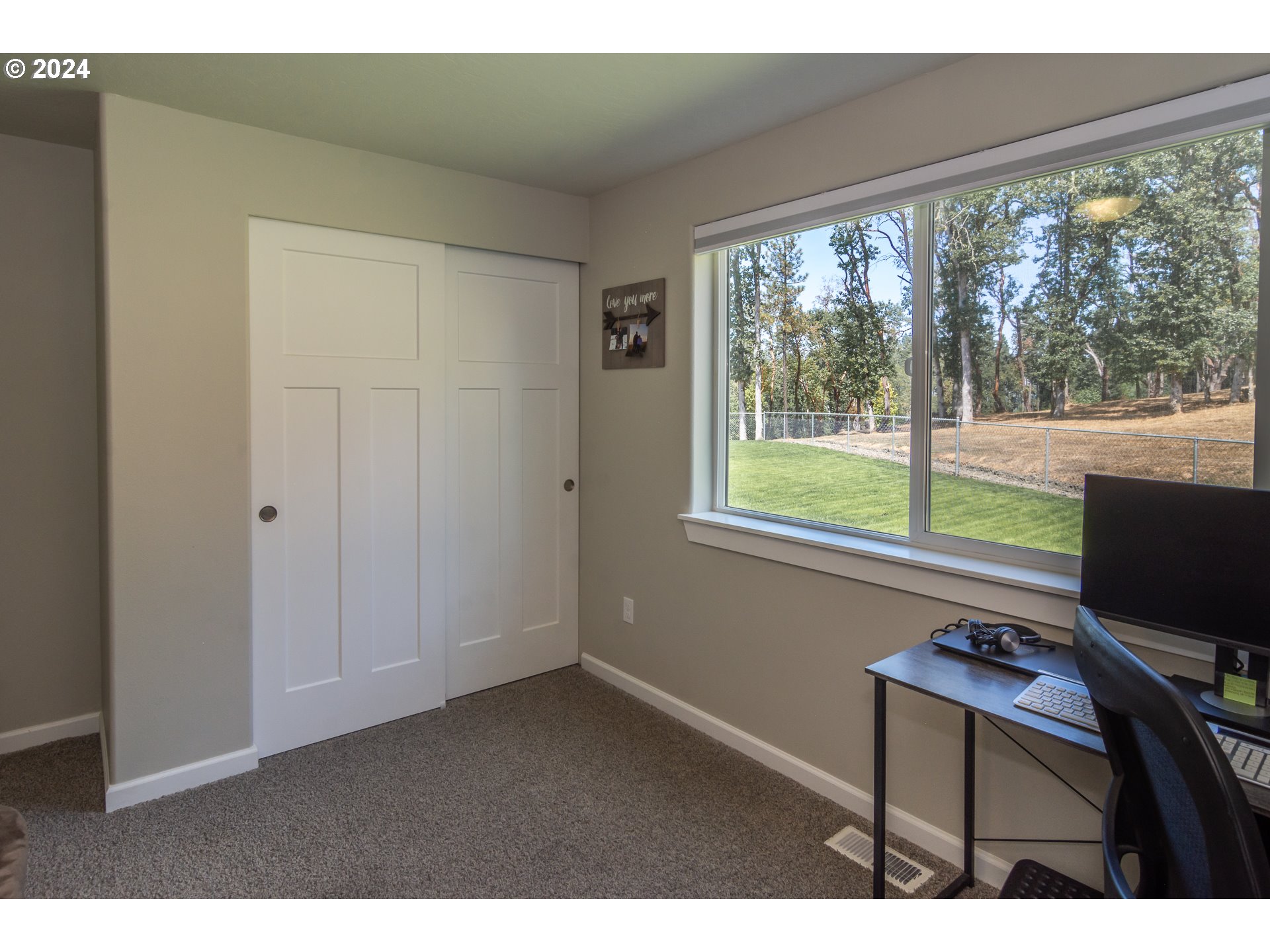 1213 Colonial Road Roseburg, OR 97471 - Photo 31 of 48 Gallery Image 31