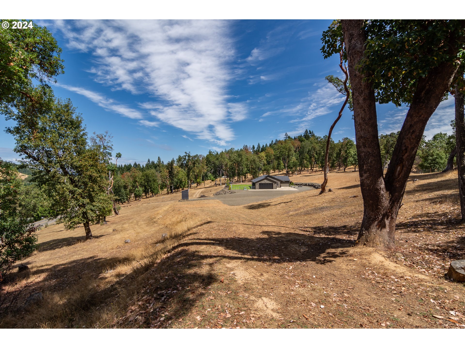 1213 Colonial Road Roseburg, OR 97471 - Photo 43 of 48 Gallery Image 43