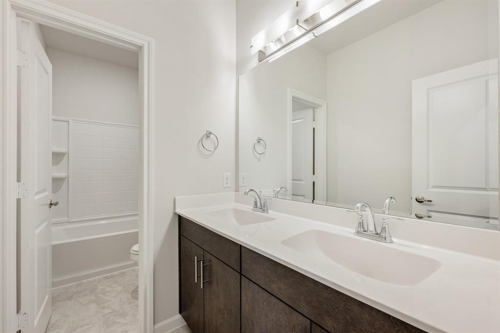 2814 Ocean Drive Lancaster, TX 75146 - Photo 34 of 39