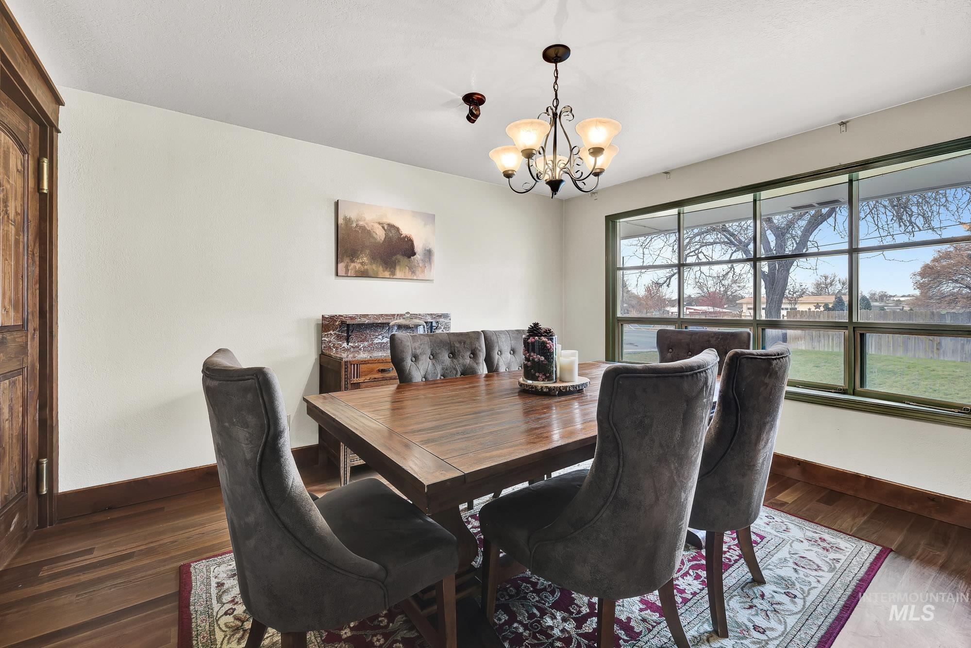 457 East Beacon Light Road Eagle, ID 83616 - Photo 8 of 45 Gallery Image 8