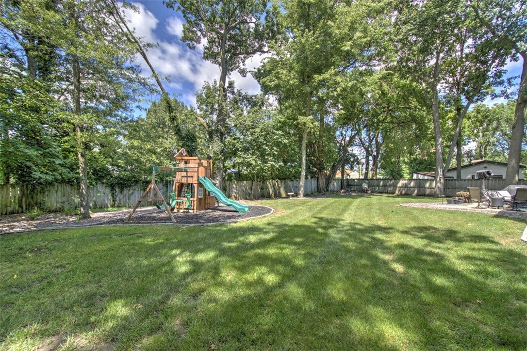 2237 Western Drive Decatur, IL 62521 - Photo 41 of 42 Gallery Image 41