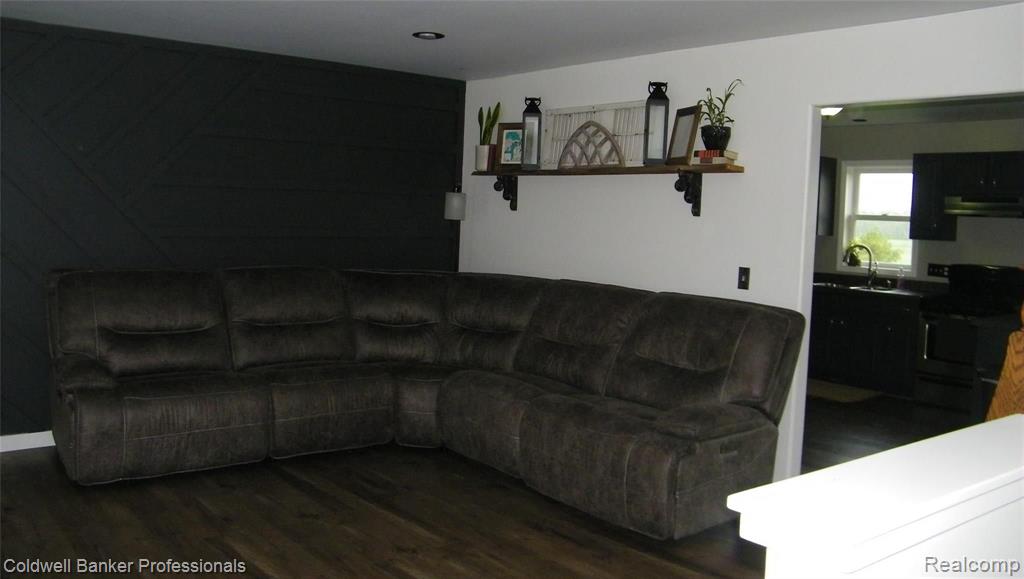 2475 Barnes Road Silverwood, MI 48760 - Photo 11 of 31