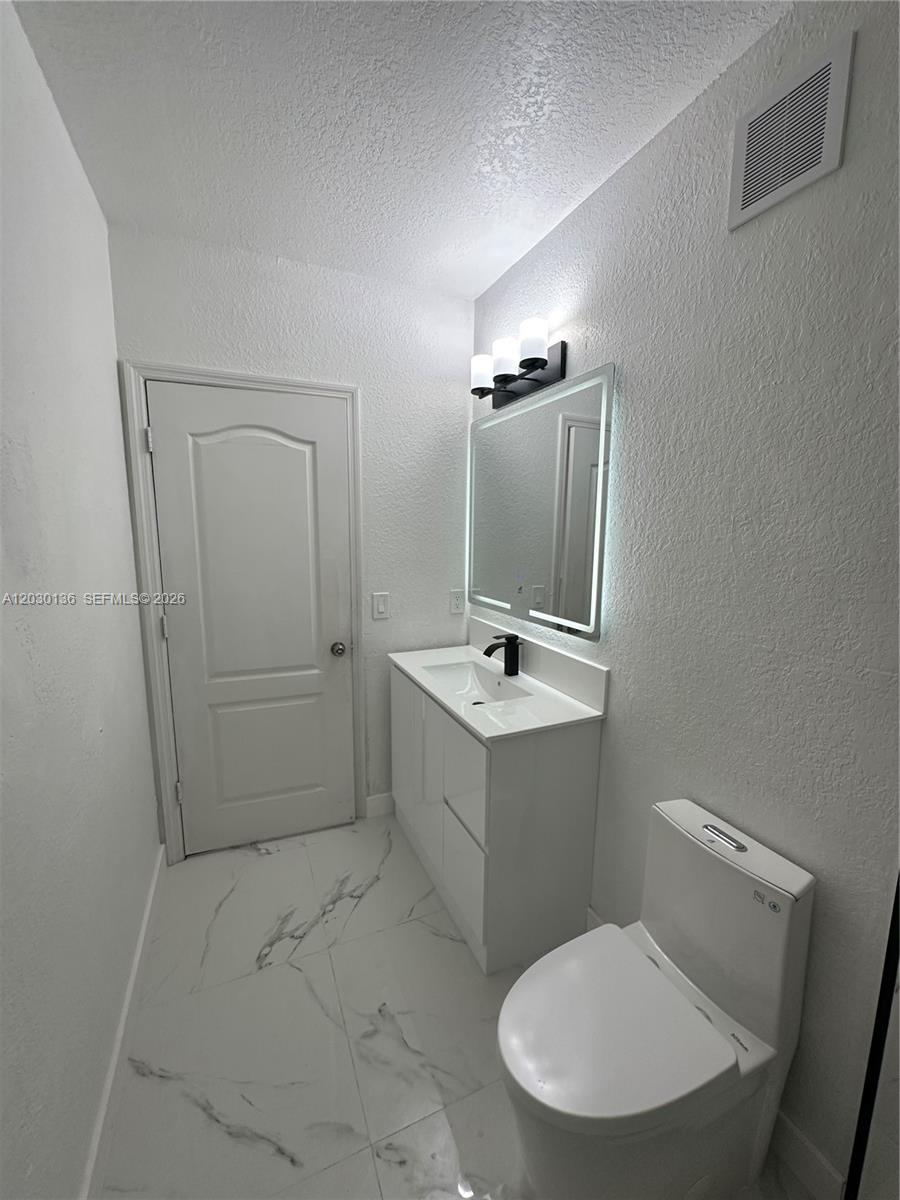 13757 Southwest 170th Terrace, Unit 13757 Miami, FL 33177 - Photo 12 of 12