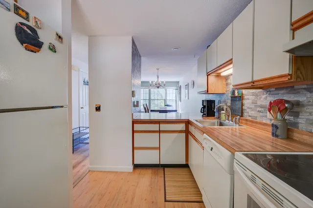 $2,200 | 64 Wildflower Trail, Unit 18, Conway, NH 03860