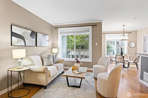 $485,000 | 18505 Southeast Newport Way, Unit D118, Issaquah, WA 98027