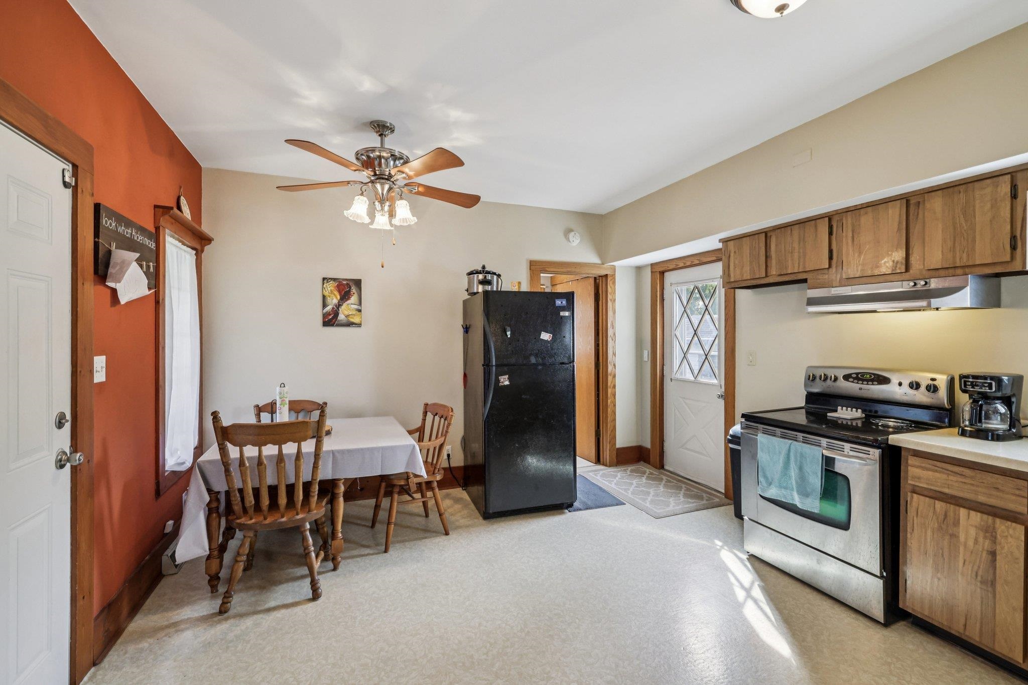 125 Monroe Street Fort Atkinson, WI 53538 - Photo 14 of 36