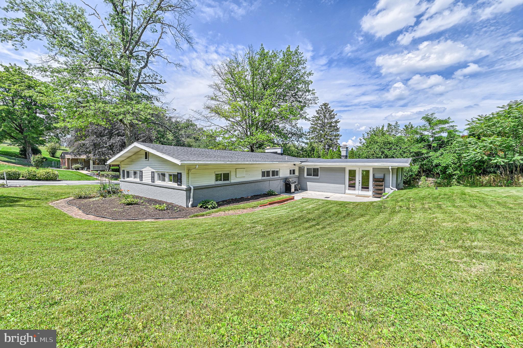 500 Greendale Road York, PA 17403 - Photo 18 of 45 Gallery Image 18