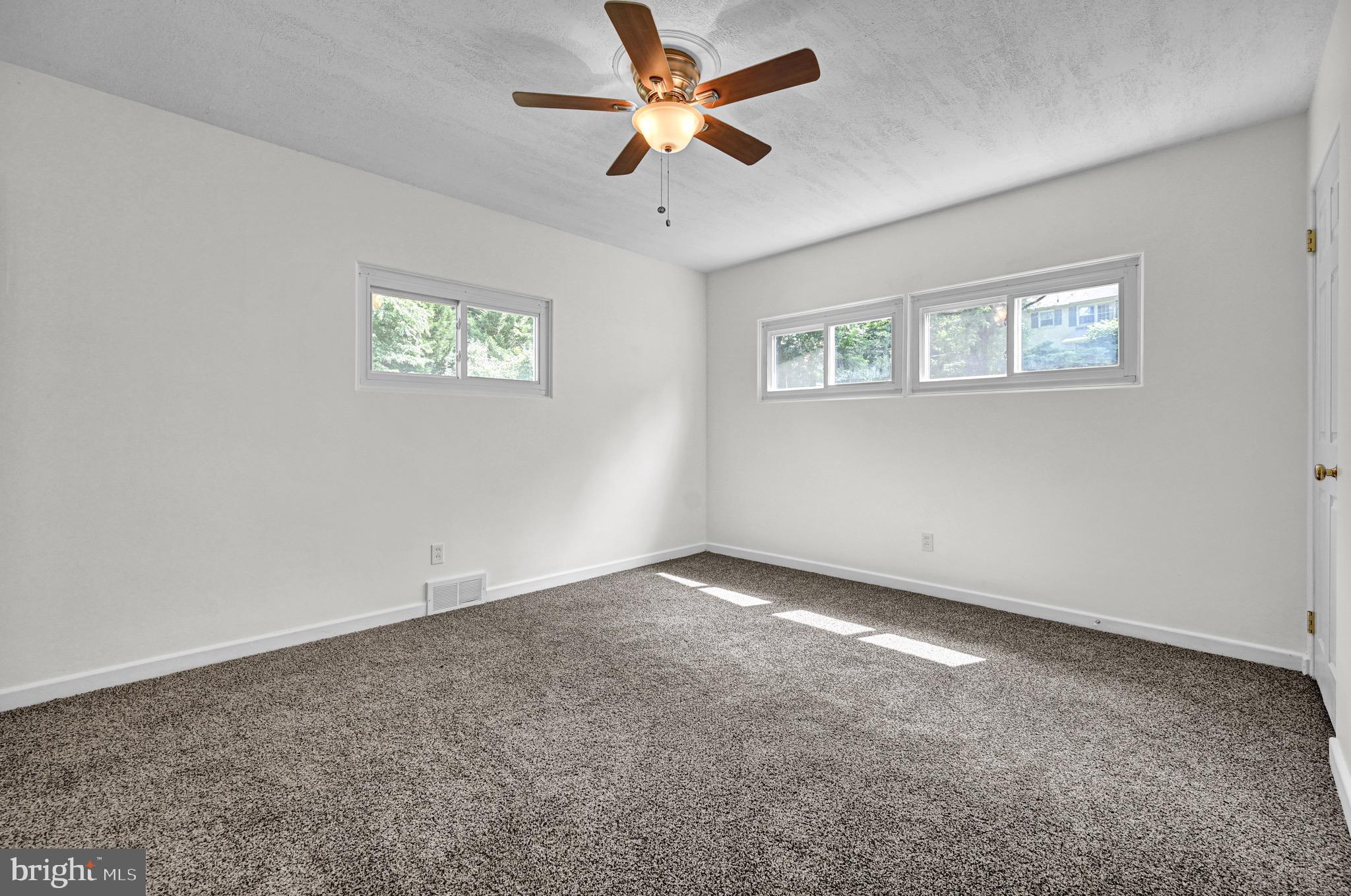 500 Greendale Road York, PA 17403 - Photo 40 of 45 Gallery Image 40