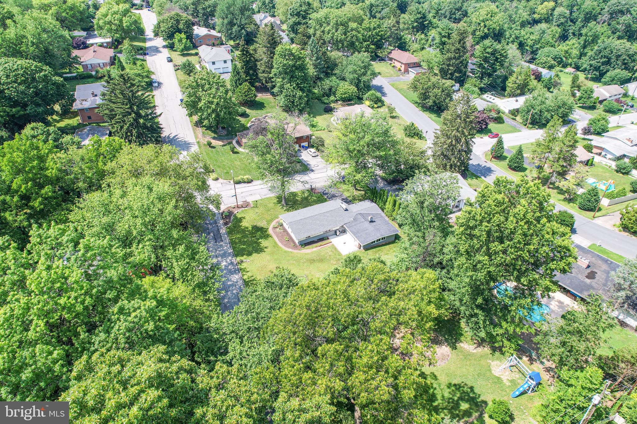 500 Greendale Road York, PA 17403 - Photo 7 of 45 Gallery Image 7