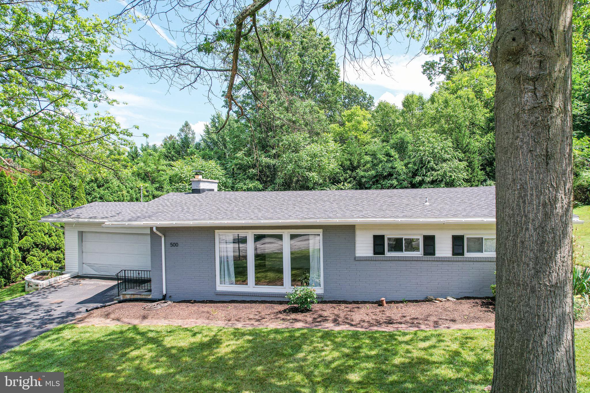 500 Greendale Road York, PA 17403 - Photo 10 of 45 Gallery Image 10