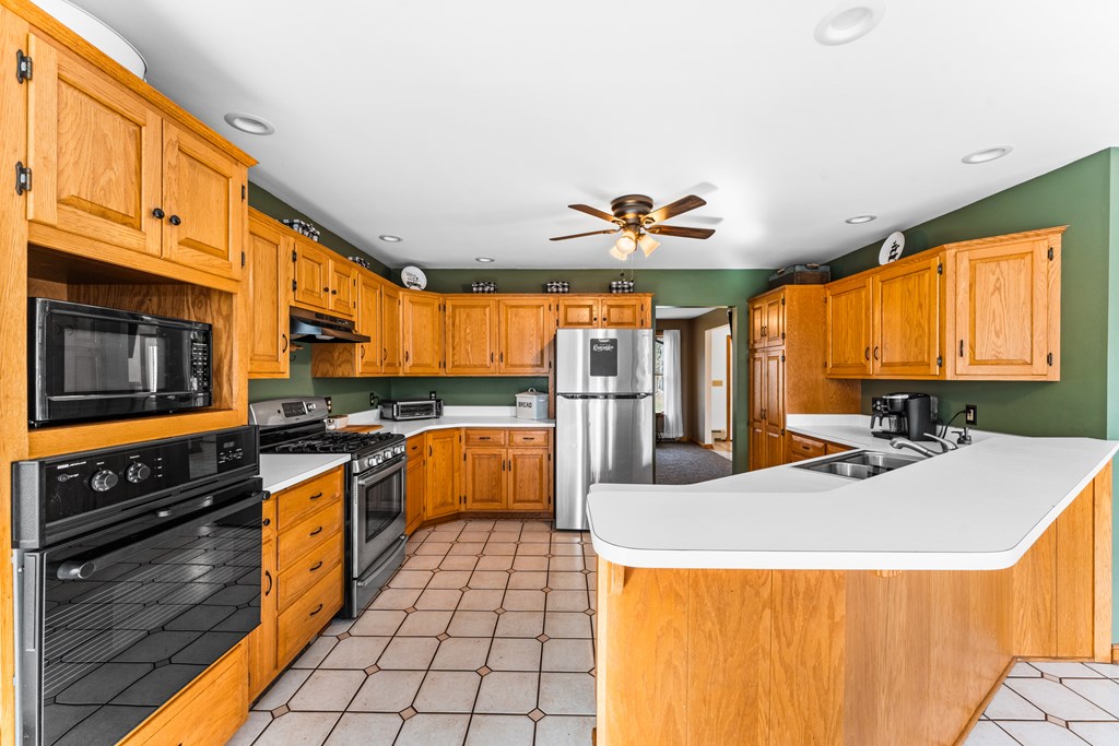 571 Miller Road Franklin, PA 16323 - Photo 11 of 62