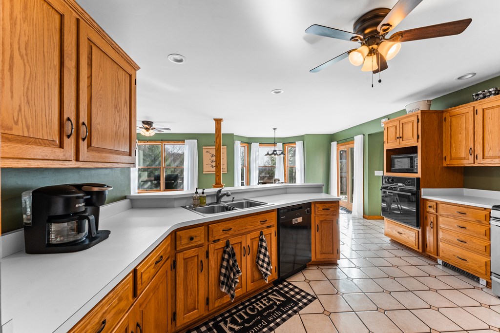 571 Miller Road Franklin, PA 16323 - Photo 16 of 62