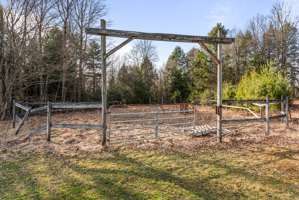 571 Miller Road Franklin, PA 16323 - Photo 58 of 62