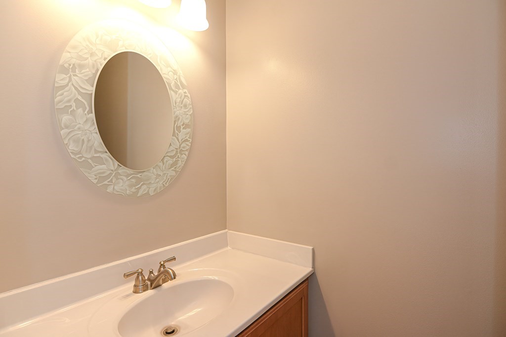 261 Billings Road Fitchburg, MA 01420 - Photo 14 of 42 Gallery Image 14