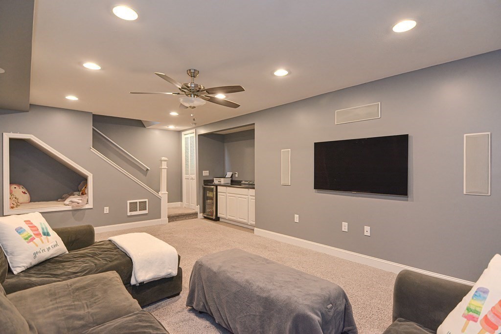 261 Billings Road Fitchburg, MA 01420 - Photo 30 of 42 Gallery Image 30