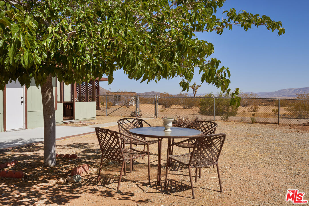 60939 Sunny Vista Road Landers, CA 92285 - Photo 47 of 59
