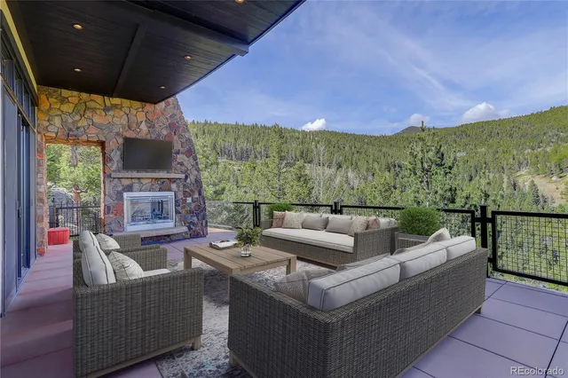 $2,230,000 | 180 Outpost Lane, Evergreen, CO 80439
