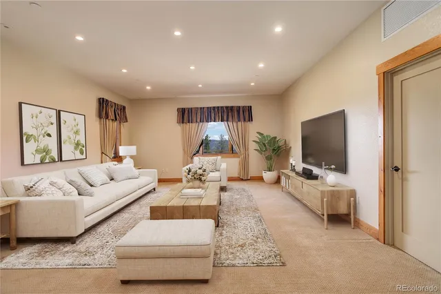 $2,230,000 | 180 Outpost Lane, Evergreen, CO 80439