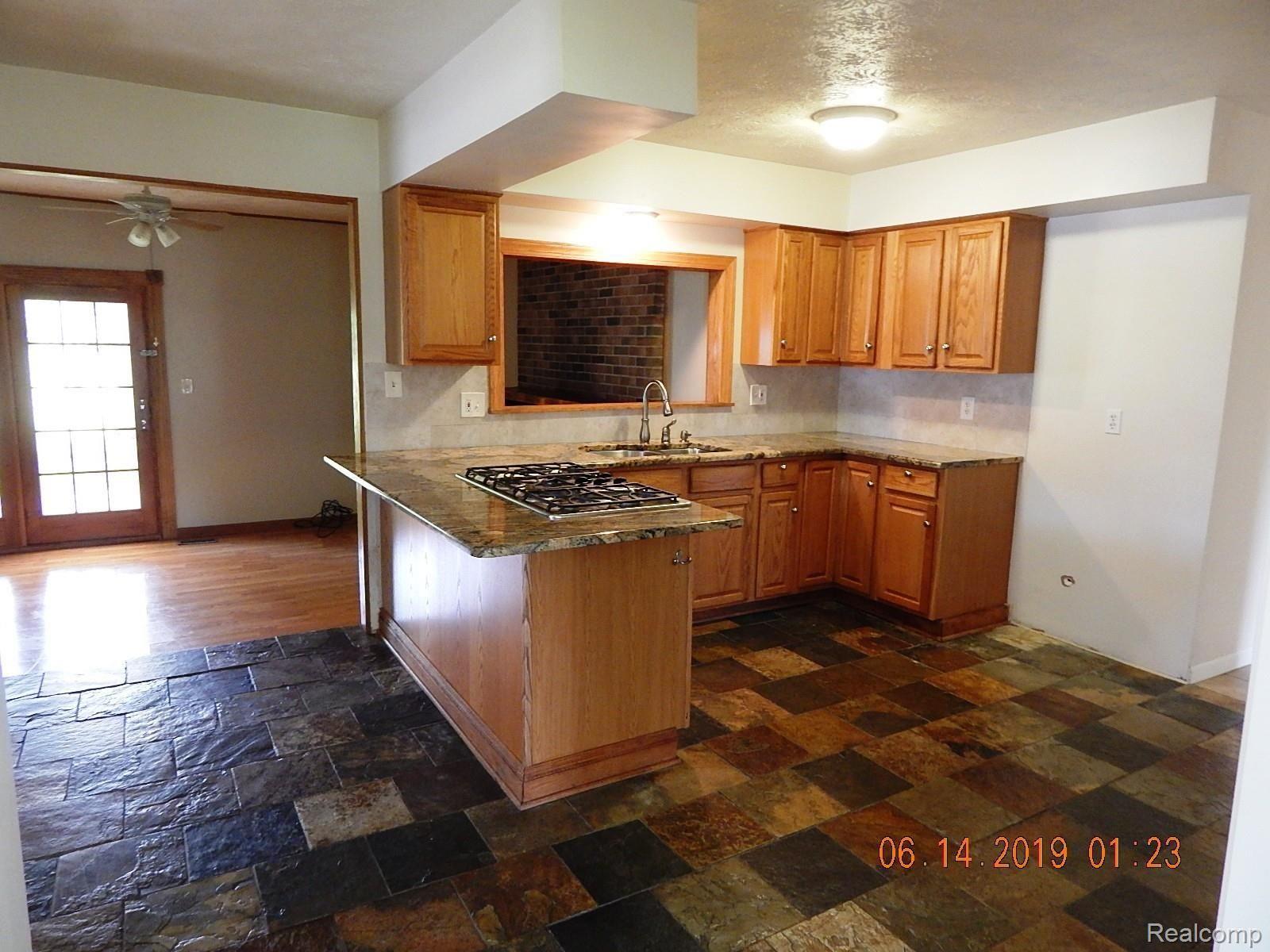 19222 Sylvia Road Romulus, MI 48174 - Photo 27 of 45 kit2.JPG
