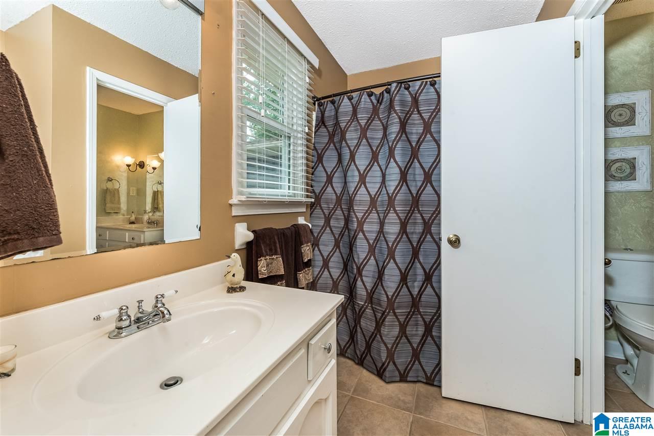 130 Mission Circle South Alabaster, AL 35007 - Photo 15 of 32