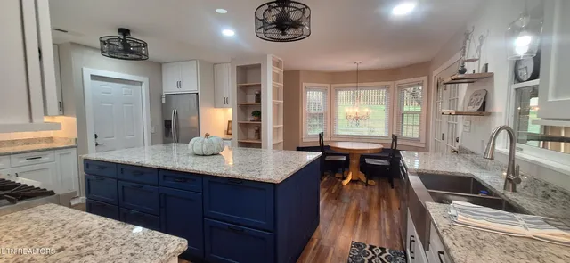 $564,900 | 7905 Whitcomb Road, Powell, TN 37849