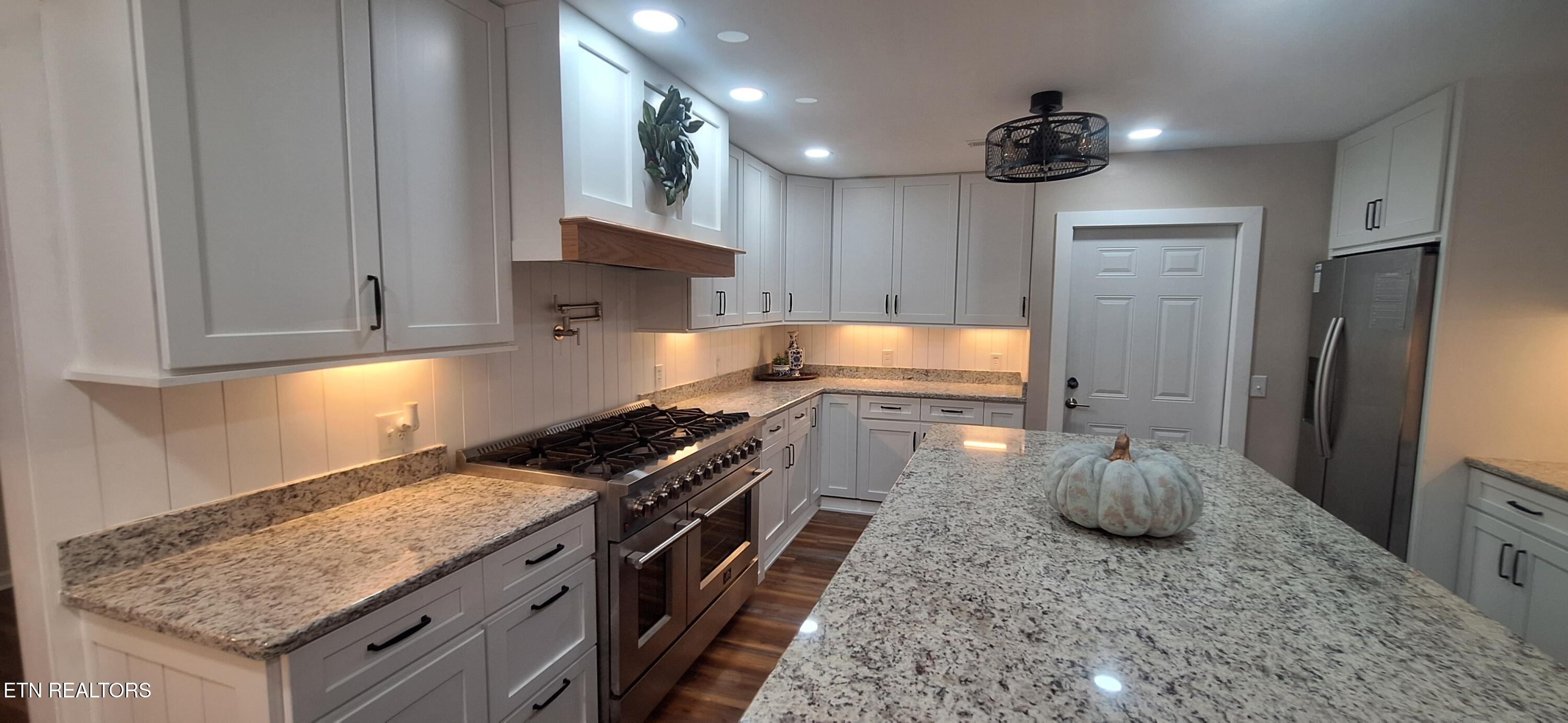 7905 Whitcomb Road Powell, TN 37849 - Photo 13 of 50 20251017_174827