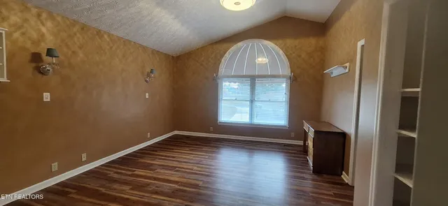 $564,900 | 7905 Whitcomb Road, Powell, TN 37849