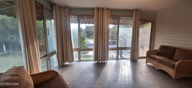 $564,900 | 7905 Whitcomb Road, Powell, TN 37849