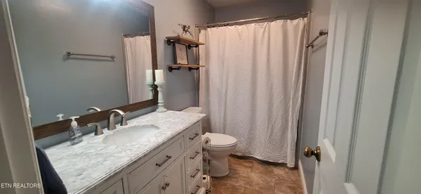 $564,900 | 7905 Whitcomb Road, Powell, TN 37849