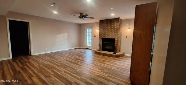 $564,900 | 7905 Whitcomb Road, Powell, TN 37849