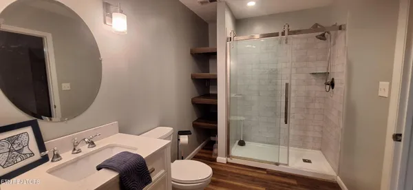 $564,900 | 7905 Whitcomb Road, Powell, TN 37849