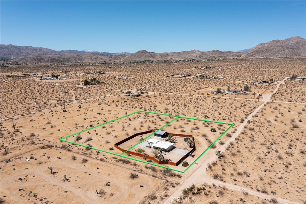 4212 Oneill Road Joshua Tree, CA 92252 - Photo 59 of 60 a view of a city